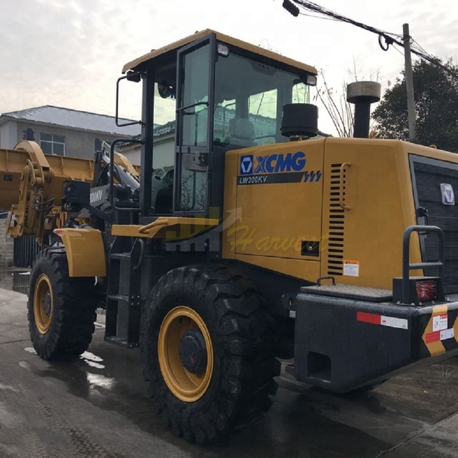 3 ton wheel loader LW300KV with log grapple