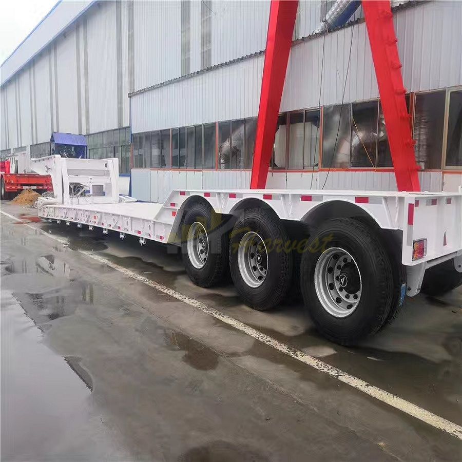 Hydraulic Detachable 3 Axles 60 Ton Gooseneck Lowbed Trailer