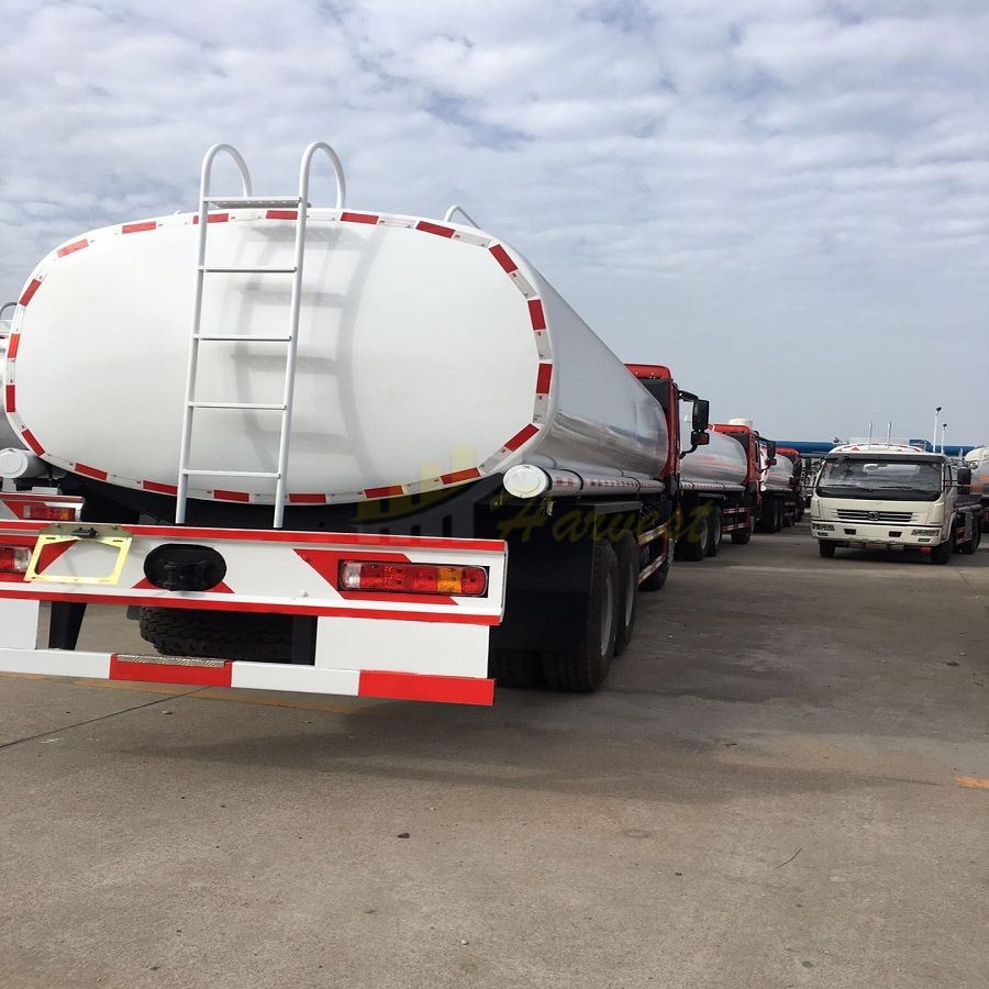 HOWO 20000 Liters Water Tanker Truck