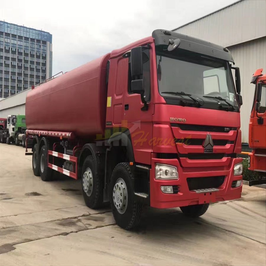 8X4 30m3 Sinotruk HOWO Tank Truck for Fuel Transportation