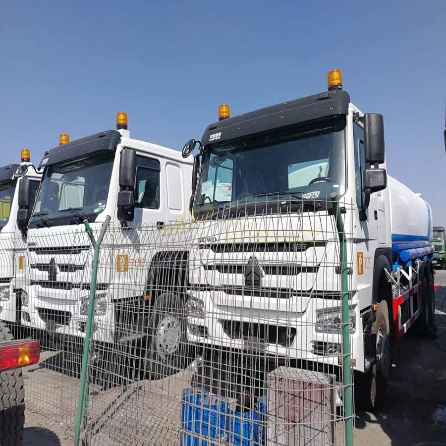 China HOWO 6X4 20cbm Water Bowser for Road Spinkler