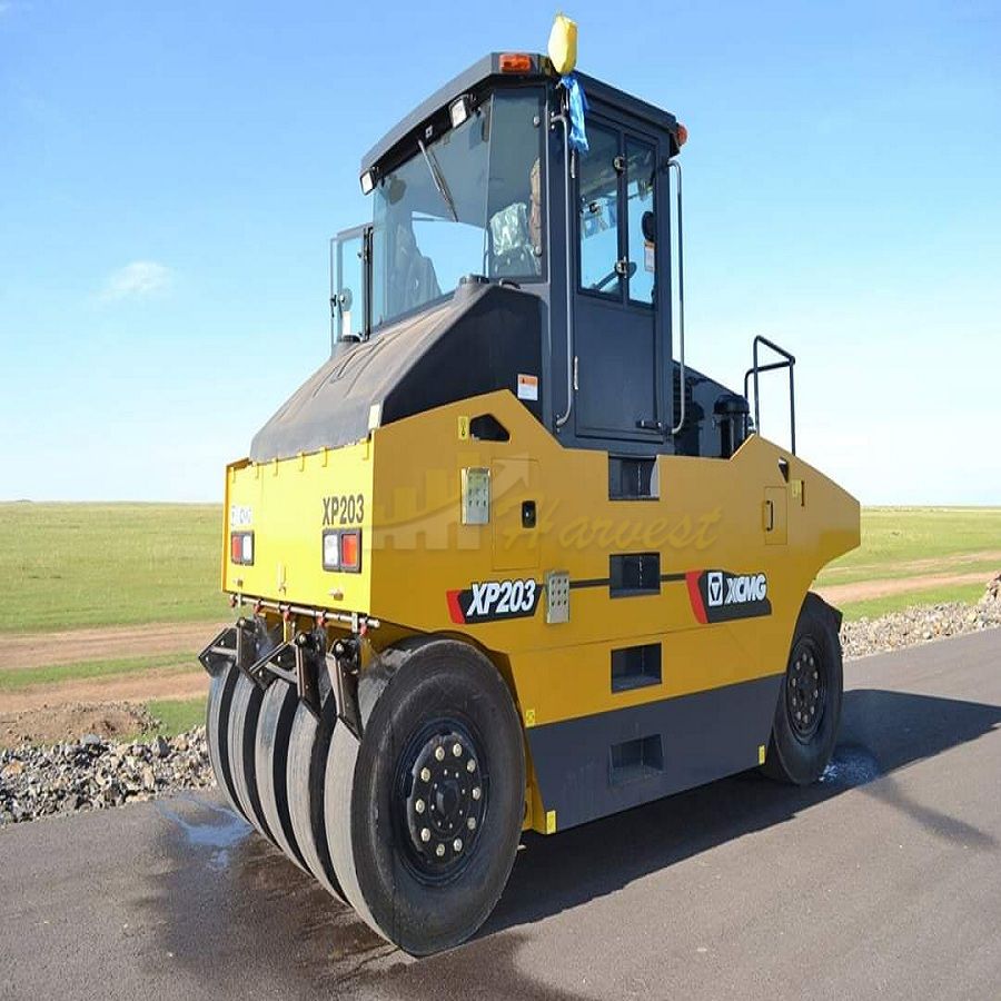20t XP203 Pneumatic Vibratory Compactor Tyre Road Roller
