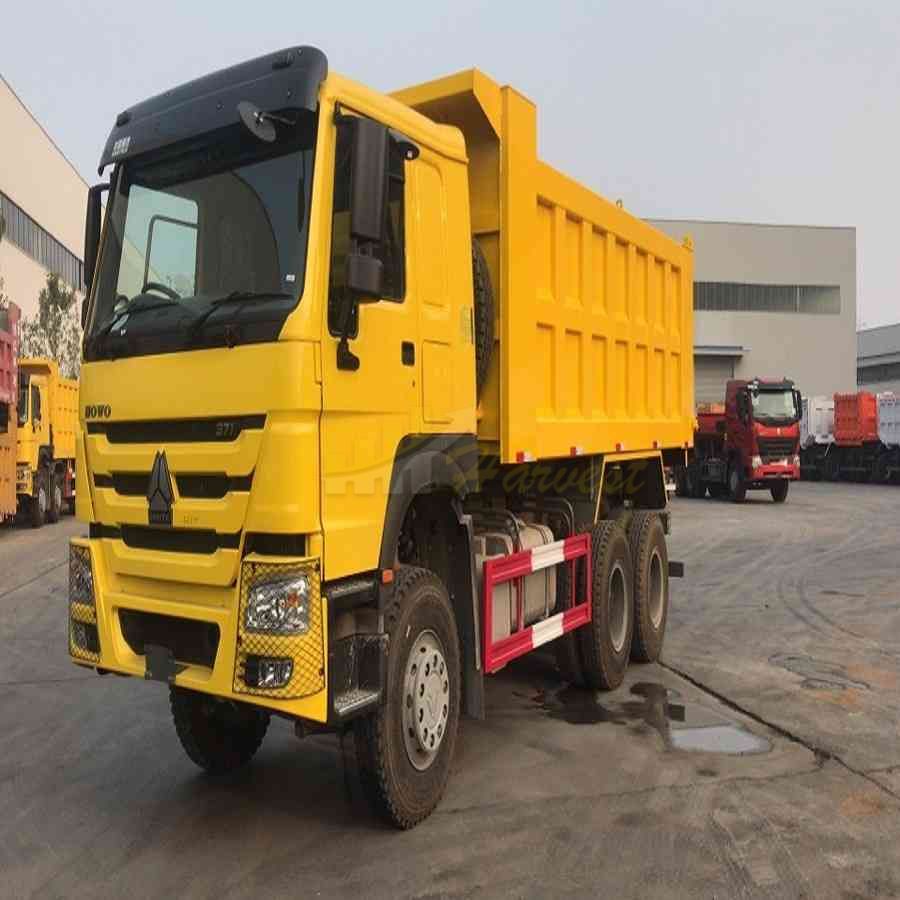 Sino Trucks right hand 371hp New Tipper