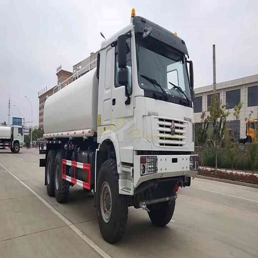 Sinotruk 6x6 18000 Liters Water Transportation Truck