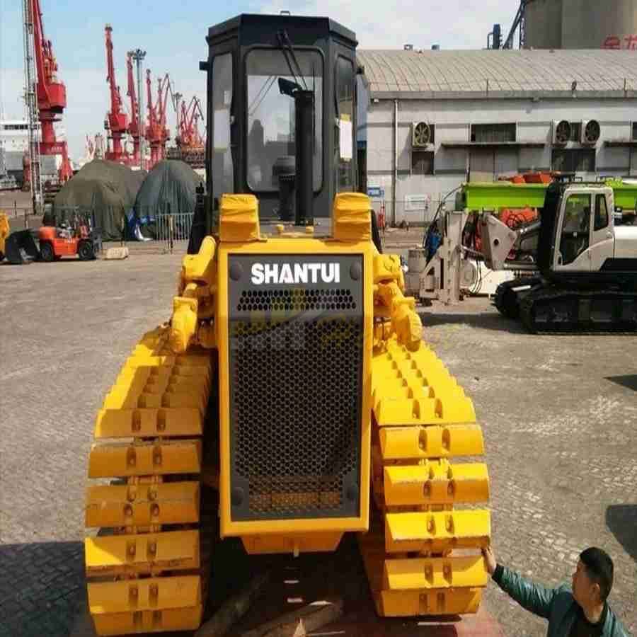 Sd13s 130hp Wetland Crawler Bulldozer with Straight Tilt Blade