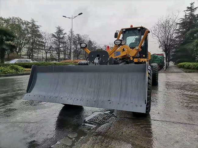 XCMG Motor Grader GR180 with Ripper Blade for Somalia, Congo