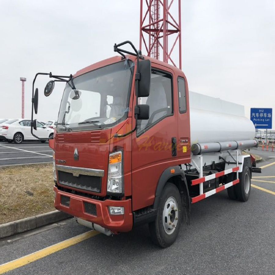 HOWO 10,000 liters Fuel Tank Truck