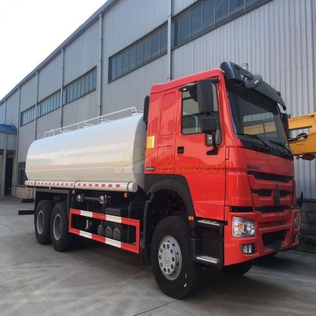 Sprinkler Water Tank Truck